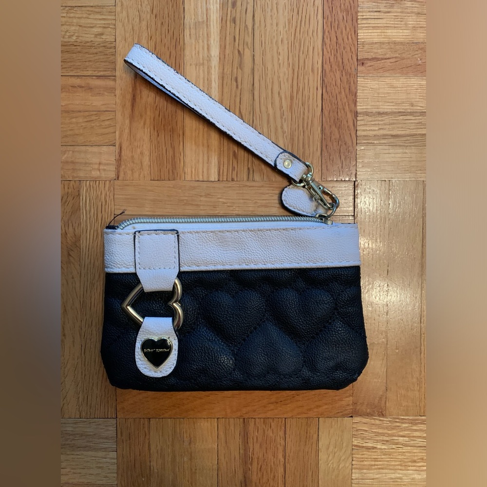 Betsey Johnson Cluch